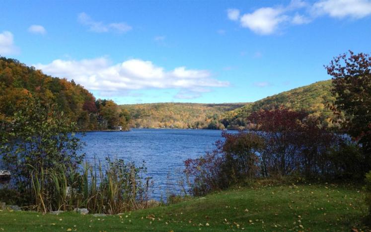 lake waramaug